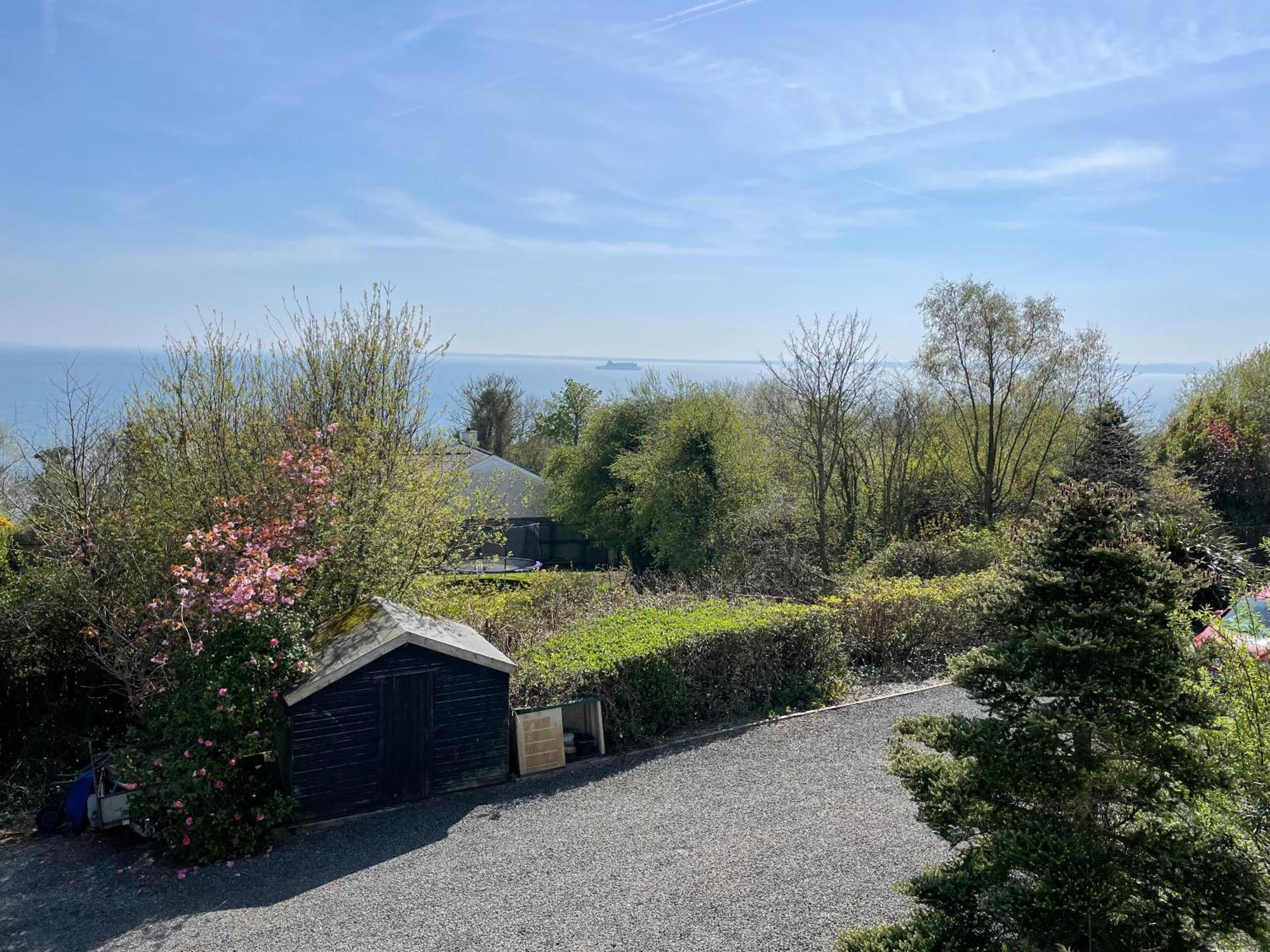 Loughview * Whitehead